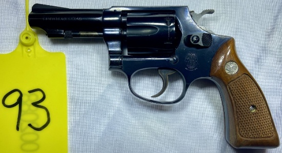 SMITH & WESSON