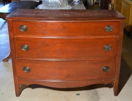 Vintage Bow Front 3-Drawer Mahogany Dresser