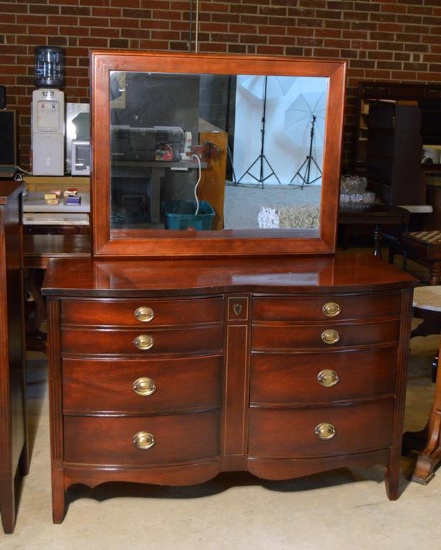 Vintage Dixie Furniture Mahogany Double Dresser with Mirror, Lots 3-5 Match