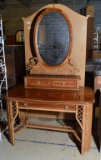 Henry Link Wicker Vanity with Cherry Top, Central Drawer, Glove Box Drawers