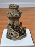 David Winter Cottage; The Castle Cottage of Warwick w/ Box