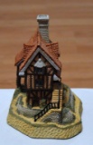 David Winter Cottage; Lace Maker's Cottage w/ Box