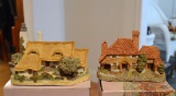 Lot of 2 David Winter Cottages; Orchard Cottage and Kent Cottage