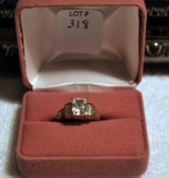 14K Yellow Gold Ladies Size 7.5 Ring w/ CZ Stones, Total Weight is 3.4 DWT