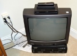 Magnavox DVD VHS Player SD Toshiba TV w/ Magnavox Tuner