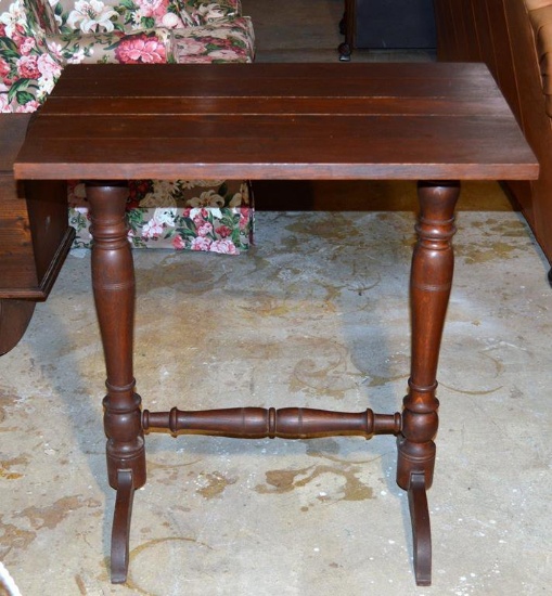 Antique Oak Console Table w/ Turned Legs & Stretcher