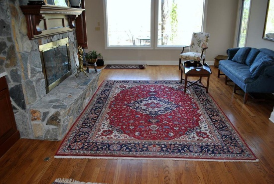 Lovely 100% Wool Handknotted Persian Heriz 8 x 10 Rug; Red, Navy, Cream, Light Blue