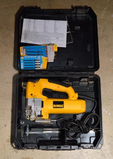 Dewalt Jig Saw 60mm Variable Speed with Instructions and Extra Blades (model #: DW321)