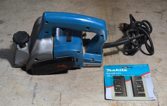 Ryobi 3 5/8” Hand Planer with Extra Blades (model #:L12OU)