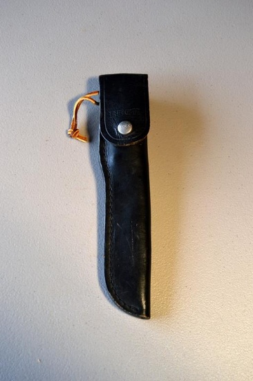 Buck (121) 9.5” Hunting Knife w/ 5.5” Blade, Black Leather Holster, Hacker KH-38 Stone