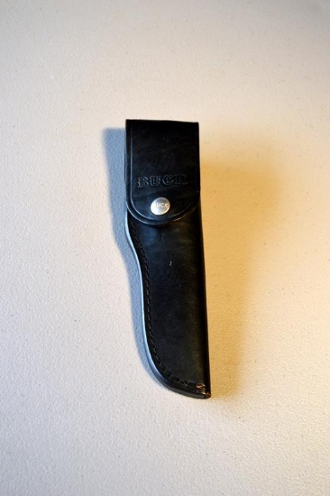 Buck (103) 8” Hunting Knife w/ 4” Blade, Black Leather Holster,