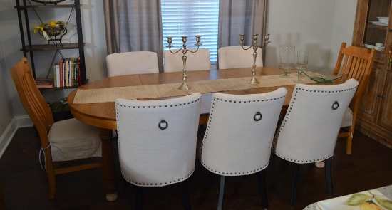 Antique Oak Dining Table w/ Leaf & Risers