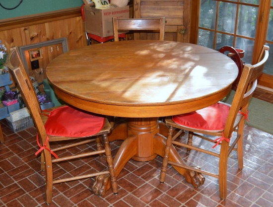 Antique Round Oak Pedestal Dining Table w/ Lion Paws Feet on Casters and 3 Antique Oak Chairs