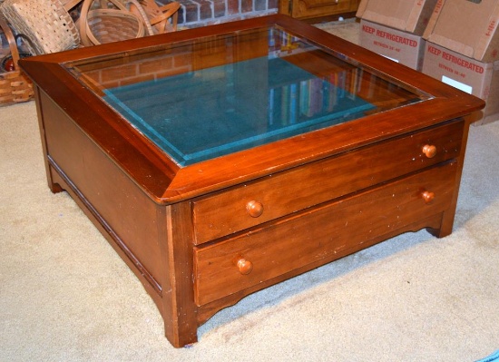 Riverside Furniture Display Case Top Coffee Table, 1 Display Drawer w/ Green Felt Lining,