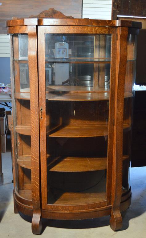 Antique Late 19th Early 20th C Tiger Oak Bow Front China Cabinet