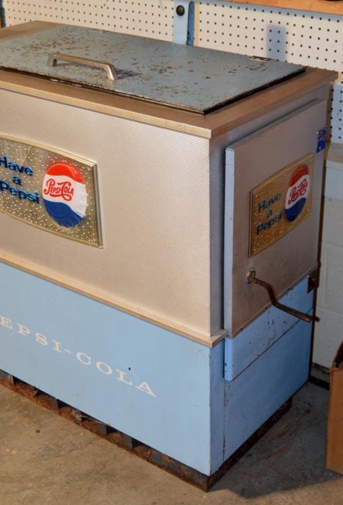 pepsi vintage cooler
