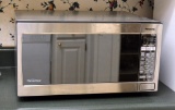 Panasonic Inverter 1250 Watt Microwave Oven