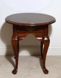 Cherry Queen Anne Style Oval Top Accent Table
