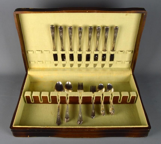 WM Rogers Overlaid IS Silver Plate Flatware, 49 Pieces