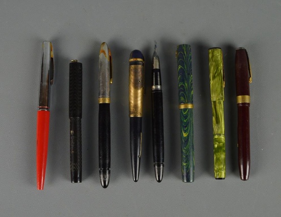Lot of 8 Miscellaneous Vintage Fountain Pens As Shown