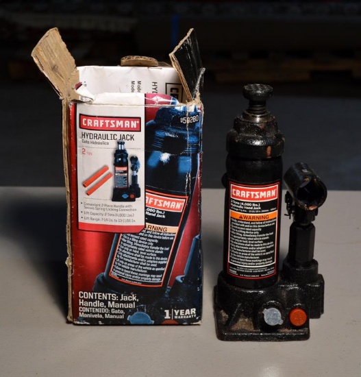 Craftsman 2 Ton Hydraulic Jack in Box