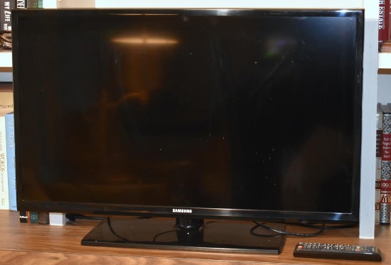 Samsung Model UN32EH4003F 32” HDTV w/ Remote