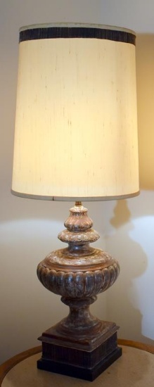 Vintage Vasiform Table Lamp
