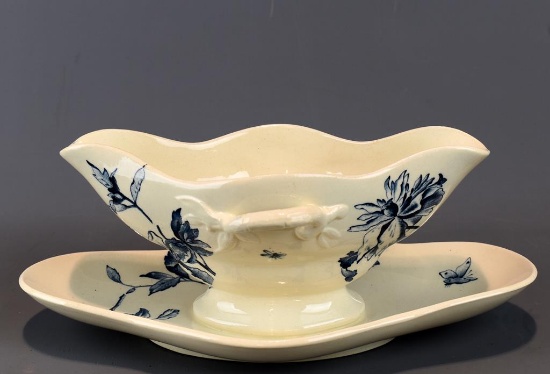 Lovely Gien, France Gravy Boat “Diplomes D'honneur”