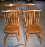 Set of Vintage Rock Maple Windsor Dining Chairs 2 Captain's & 2 Side (Matches Lot 73)