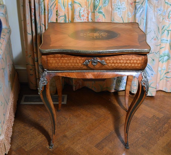 Antique French Rococo Style Marquetry Inlaid Vanity Table, Bronze Mounted