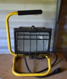 Regent Lighting Utility Flood Light Case & Cord (Needs New Bulb)