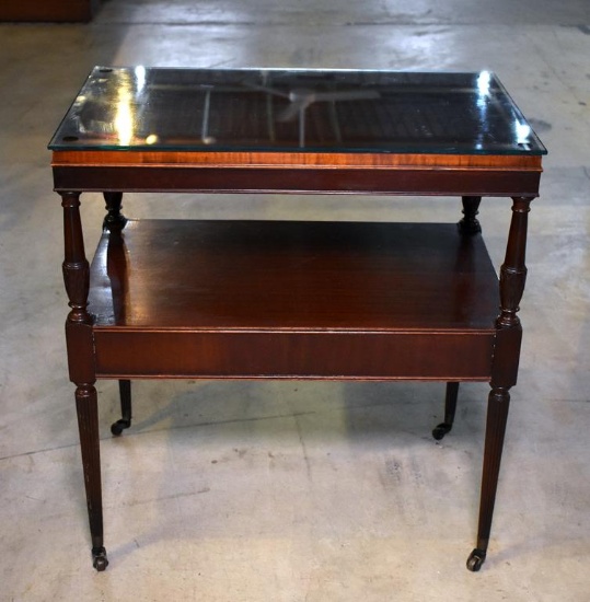 Elegant Vintage Mahogany Side Table w/ Drawer and Pull Out Candlestand, Caster Feet, Reeded Legs