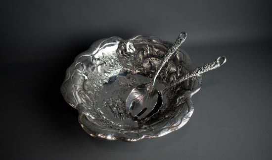 Arthur Court 13” Diam. Bunny Salad Bowl w/ Salad Tongs
