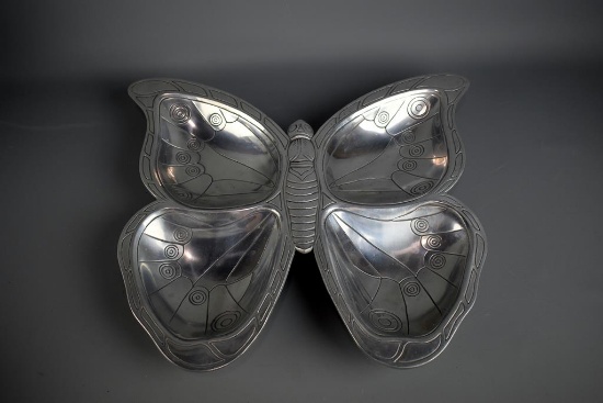 Arthur Court 15” W Butterfly Server