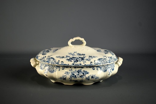 19th C. Wm. Adams & Co. Blue & Cream Ivy Covered Casserole Dish “Iona”