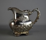 Beautiful Frank M. Whiting & Co. Hand Chased Botticelli Sterling Silver Pitcher, 961 g