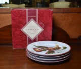 Set 4 Williams-Sonoma “Apples” Dessert” Plates with Box