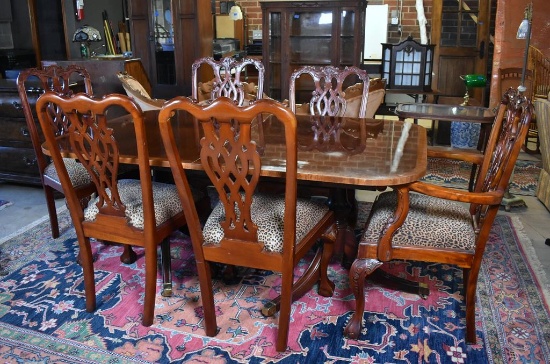 Handsome Drexel Furn. Sheraton Banded Mahogany Dining / Conference Table w/ Two Leaves