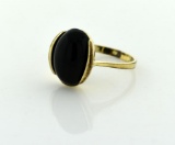 8K Yellow Gold and Black Onyx Cabochon Ring, Size 7.5