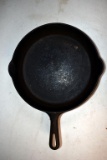 Griswold 9” Cast Iron Skillet / Frying Pan, Erie PA