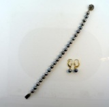 Lovely Estate Iridescent Grey Pearl 8” Bracelet and Earrings