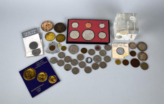 Lot of Misc. Coins: 1977 US Proof Set, 1976 Bicent. Set, 1959-1964 Paperweight Set, Old US Nickels..