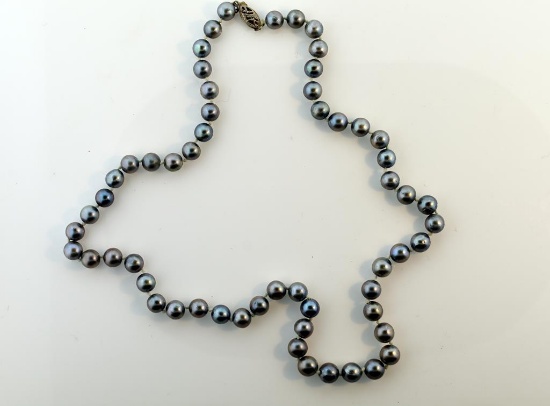 Grey-Black Pearl Necklace