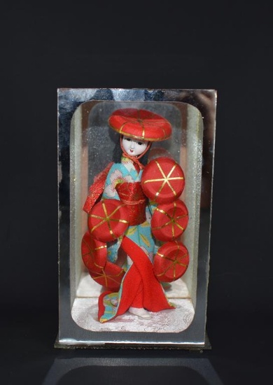 Japanese 6” Geisha Doll in Glass Case