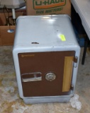 Keep/Safe 23x17x17 Security Safe with Combination Lock