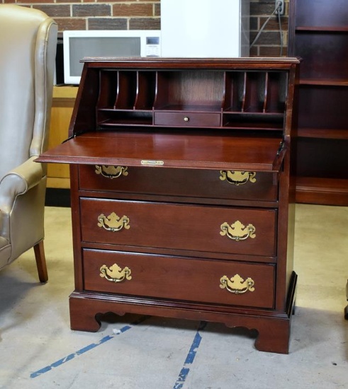 Vintage Jasper Cabinet “Legacy” Chippendale Style Mahogany Drop Front Secretary Desk