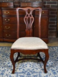 Thomasville Furniture Queen Anne Style Mahogany Side Chair