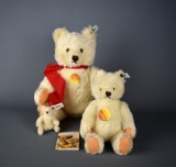 Lot of Three Steiff Jointed Cream Color Mohair Teddy Bears of Graduated Sizes