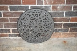 Metal 22” Diam Circular Garden Decorative Piece with Open Work