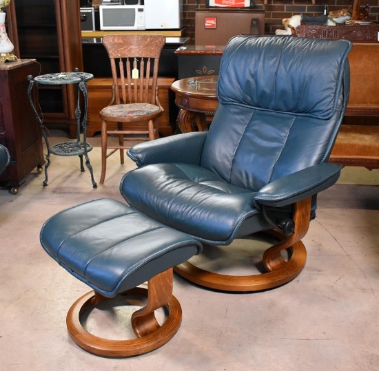 Ekornes Stressless Green Leather Recliner and Ottoman, Lots 27 & 30 Match